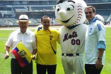 Moya loves sports and Queens! Here he is, in the yellow shirt, next to Mr. Met and his father, as well as fellow Assemblyman Michael Gianaris
